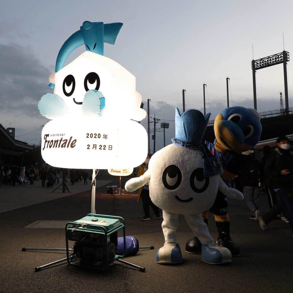 川崎フロンターレ カブレラ ワルンタ バルーンの設置応援 株式会社ライトボーイ