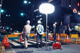 A balloon light does not only illuminate but it also being as a signage.
