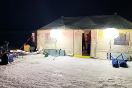 Balloon lights are being used in indicating entrance of a shelter.